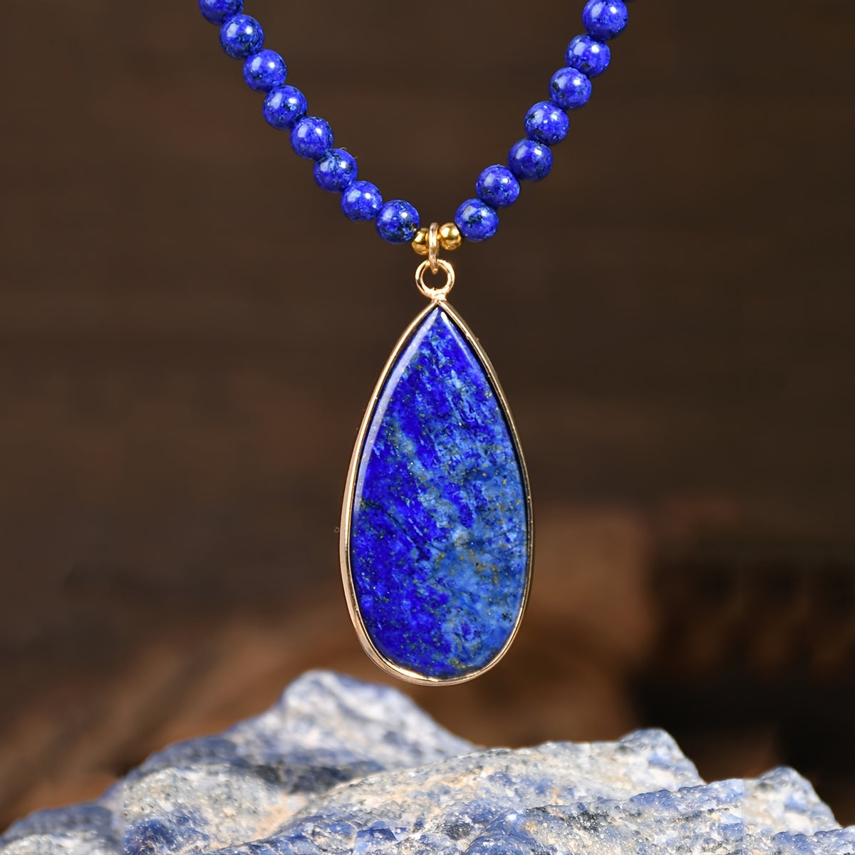 Bohemian Natural Lapis Lazuli Beaded Necklace with Teardrop Pendant – Elegant Boho Stone Necklace for Women