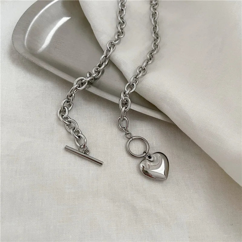 Stainless Steel Heart Pendant Necklace – Elegant Boho Jewelry for Daily Wear; Special Occasions