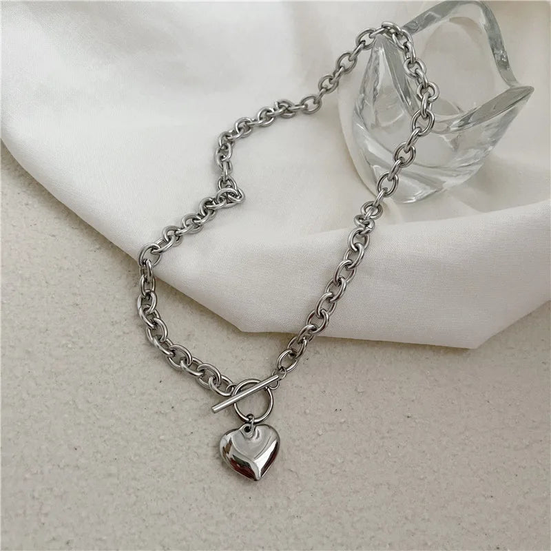 Stainless Steel Heart Pendant Necklace – Elegant Boho Jewelry for Daily Wear; Special Occasions