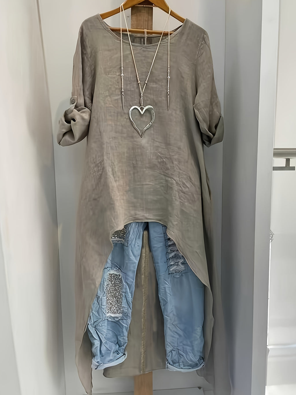 *Women’s Linen Asymmetrical Long Top – Loose Fit Vintage Tunic with Dipped Hem for Spring & Autumn